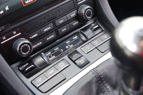 2018 Porsche 718 Cayman