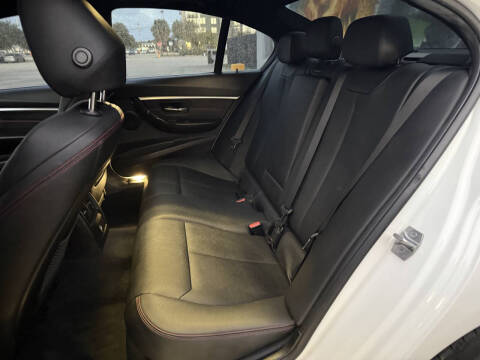 2017 BMW 3 Series 330i