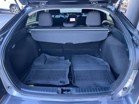 2022 Toyota Prius L Eco