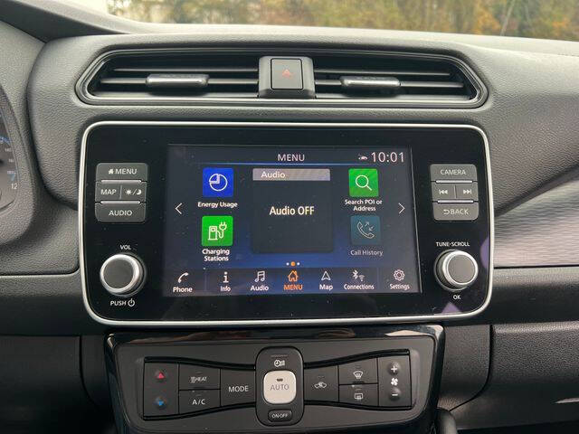 2022 Nissan LEAF SL PLUS