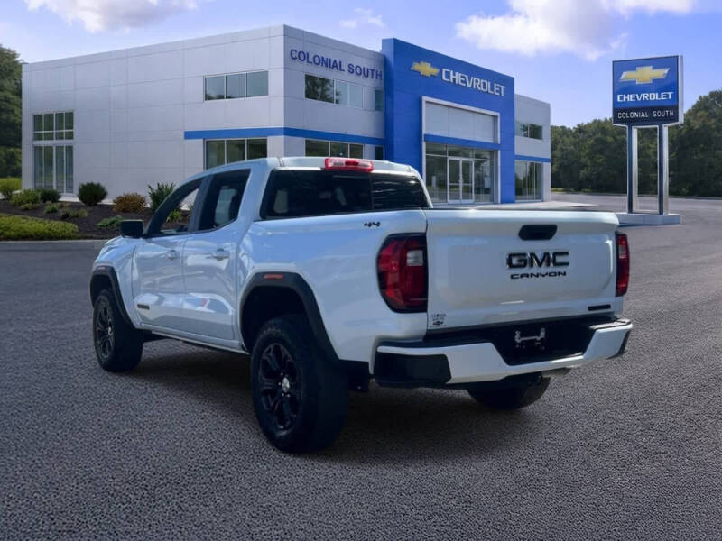 2024 GMC Canyon Elevation