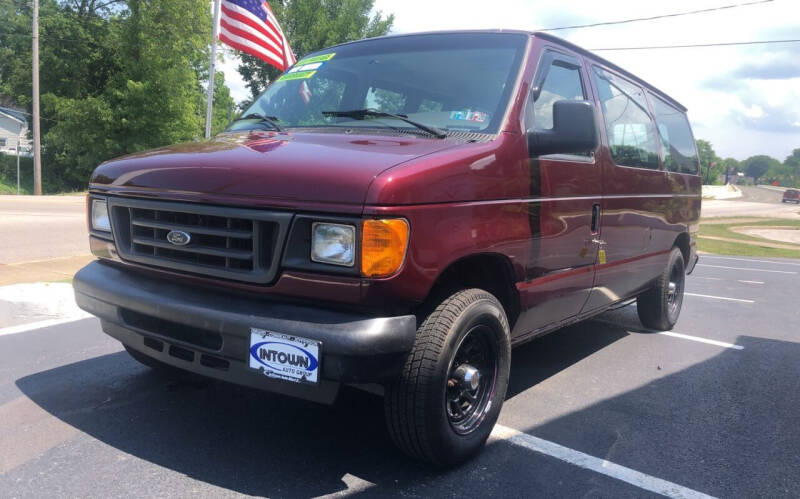 2004 Ford E-Series Wagon for sale at Intown Auto Mart in Erie PA