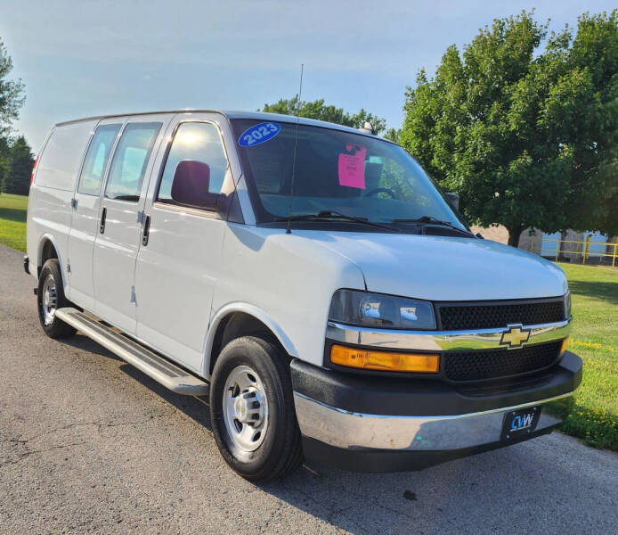 2023 Chevrolet Express 2500