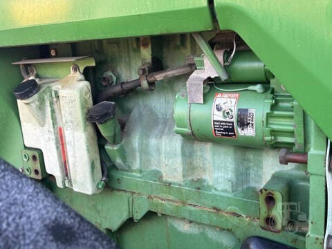1994 John Deere 8300