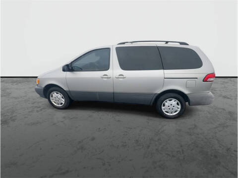 2001 Toyota Sienna