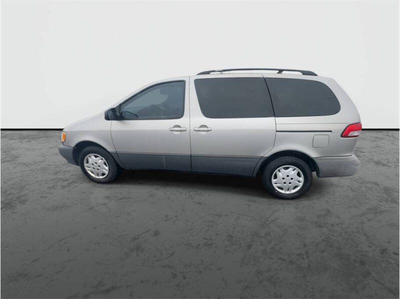 2001 Toyota Sienna
