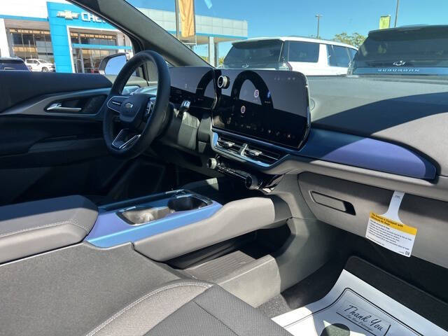 2026 Chevrolet Equinox EV LT 2