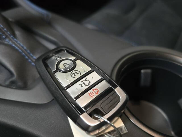 2025 Ford Mustang Dark Horse