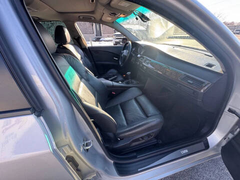 2004 BMW 5 Series 530i