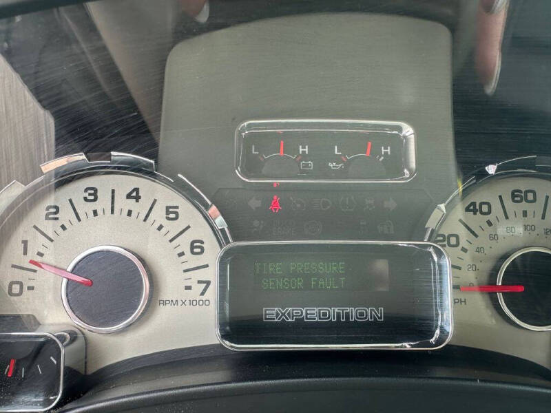 2012 Ford Expedition EL XLT