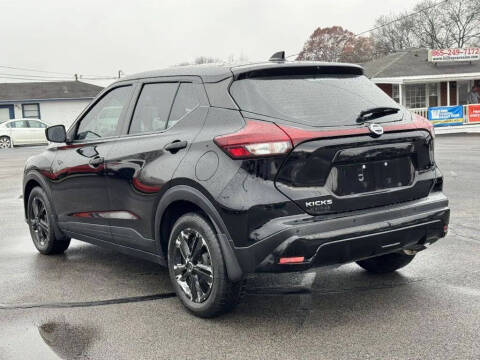2021 Nissan Kicks S