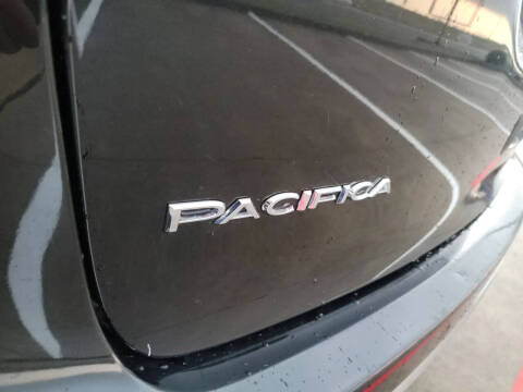 2019 Chrysler Pacifica Touring L