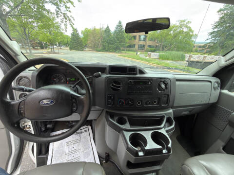 2010 Ford E-Series E-350 SD XL