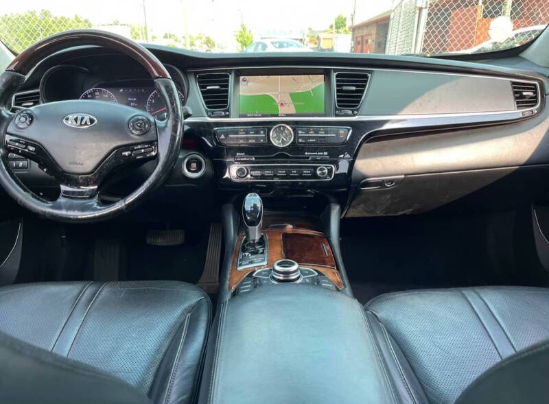 2015 Kia K900 Luxury