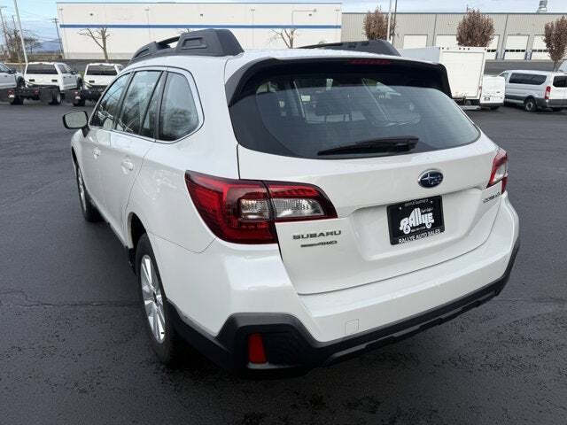 2018 Subaru Outback 2.5i