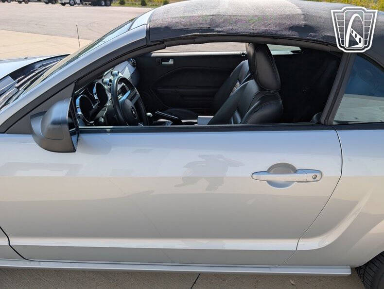 2005 Ford Mustang
