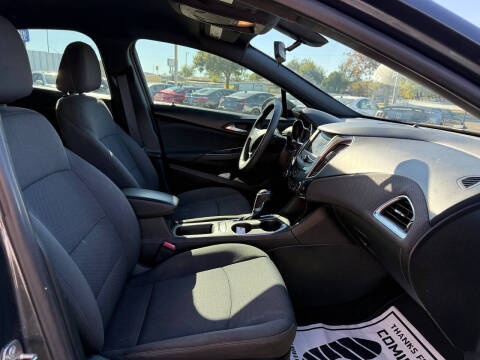 2019 Chevrolet Cruze LT