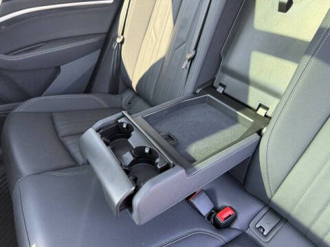 2024 Audi Q8 e-tron quattro Premium