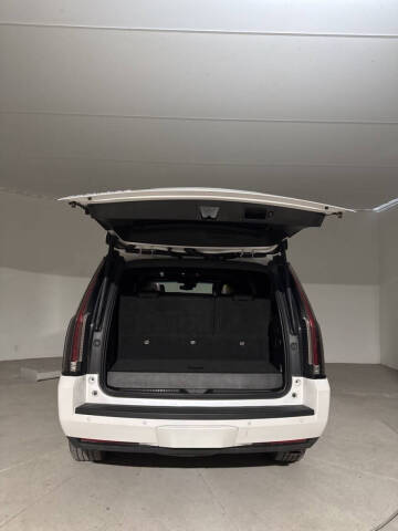 2018 Cadillac Escalade Platinum