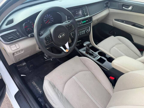 2016 Kia Optima LX