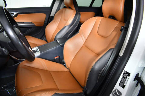 2015 Volvo V60 Cross Country T5