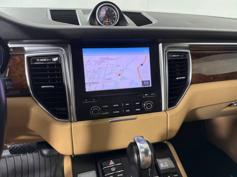 2018 Porsche Macan