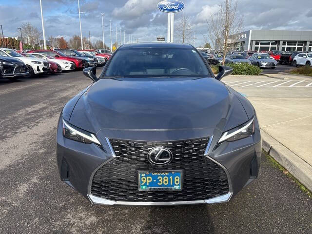 2023 Lexus IS 300