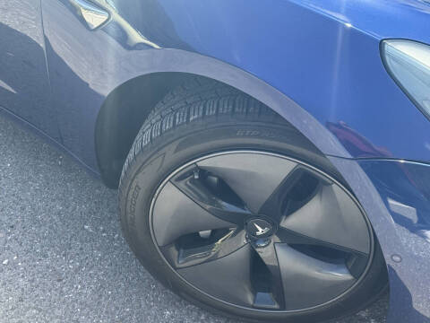 2019 Tesla Model 3 Standard Range Plus