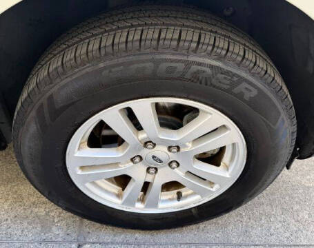 2011 Ford Edge SE