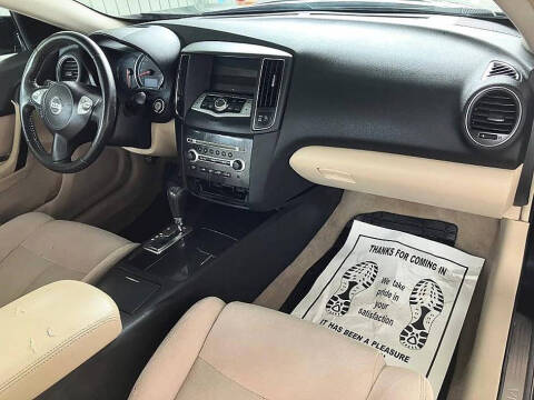 2014 Nissan Maxima