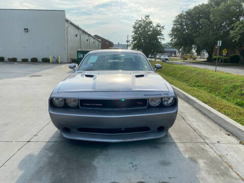 2013 Dodge Challenger R/T Plus