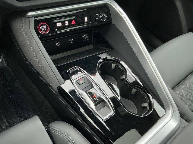 2025 Audi SQ5 quattro Premium Plus TFSI