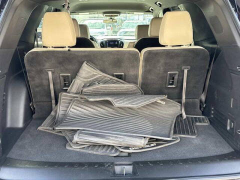 2022 Chevrolet Traverse LT Leather