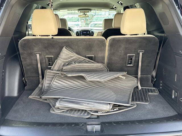 2022 Chevrolet Traverse LT Leather