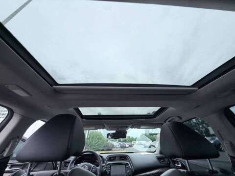 2017 Nissan Maxima Platinum