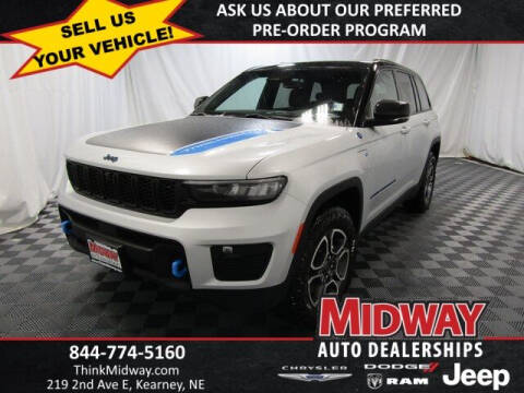 2022 Jeep Grand Cherokee for sale at MIDWAY CHRYSLER DODGE JEEP RAM in Kearney NE