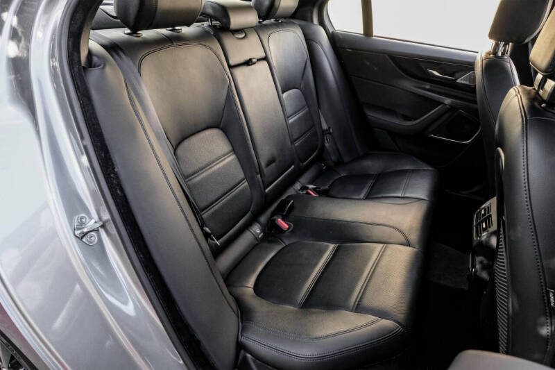 2020 Jaguar XE P250 S