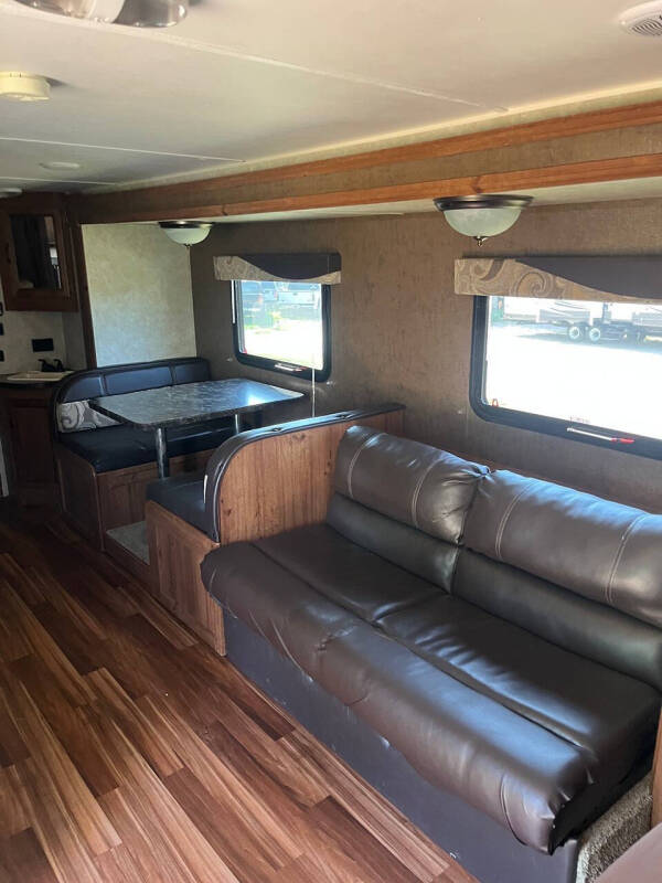 2016 Gulfstream Conquest