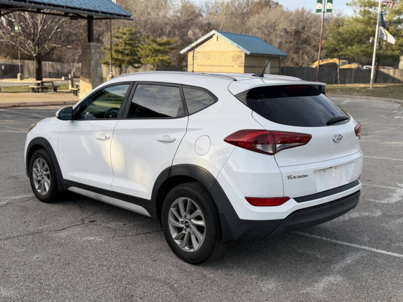 2017 Hyundai Tucson SE