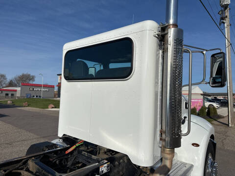 2020 Peterbilt 337