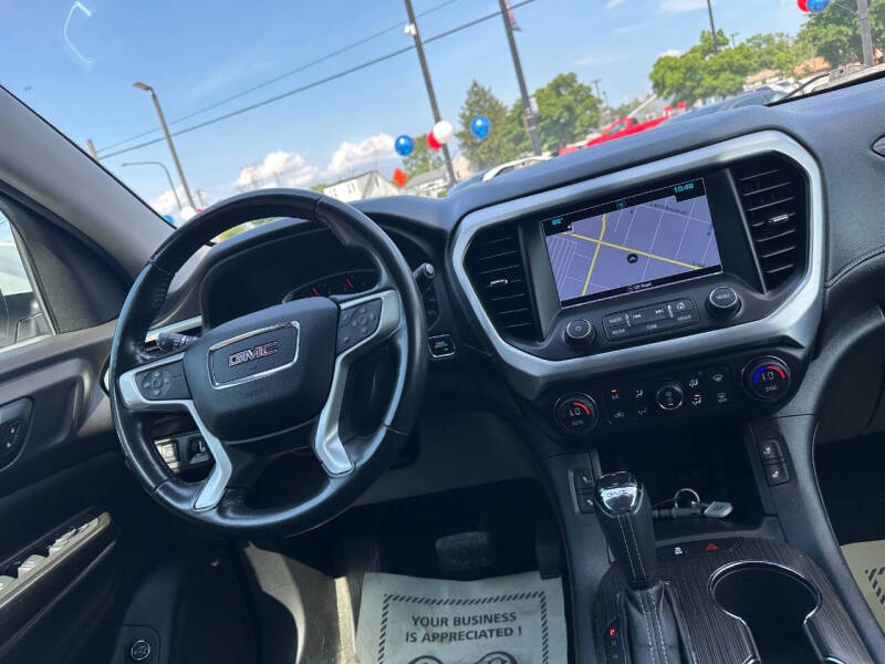 2019 GMC Acadia SLT-1