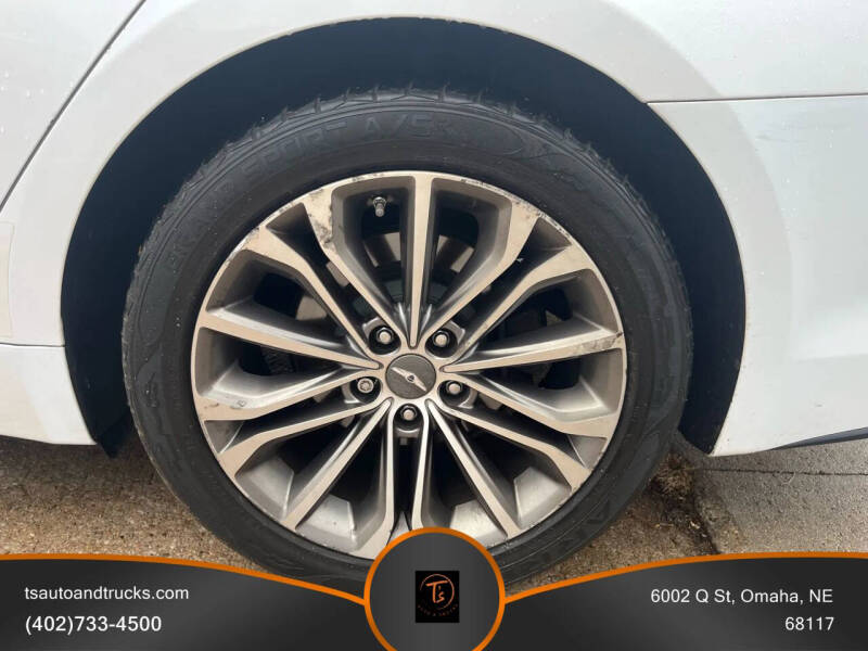 2015 Hyundai Genesis