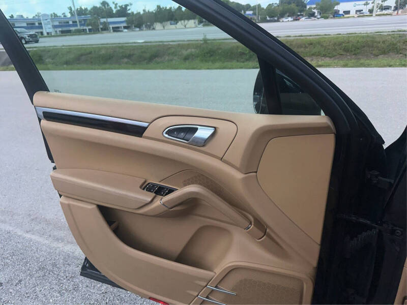 2016 Porsche Cayenne
