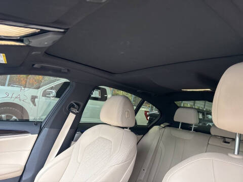 2021 BMW 5 Series 530i