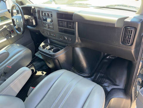 2017 Chevrolet Express 3500