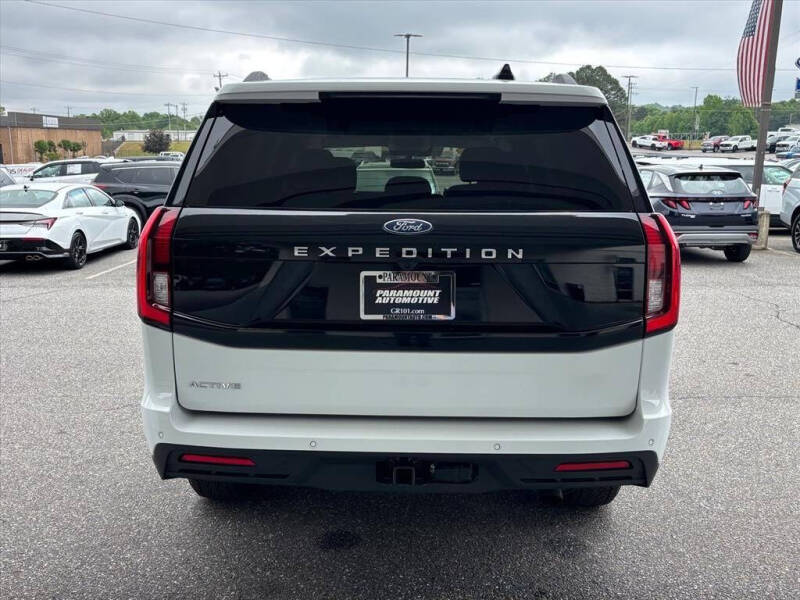 2025 Ford Expedition Active