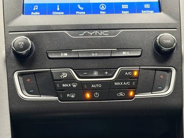 2020 Ford Fusion Hybrid SE