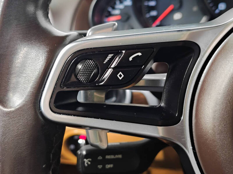 2016 Porsche Cayenne GTS