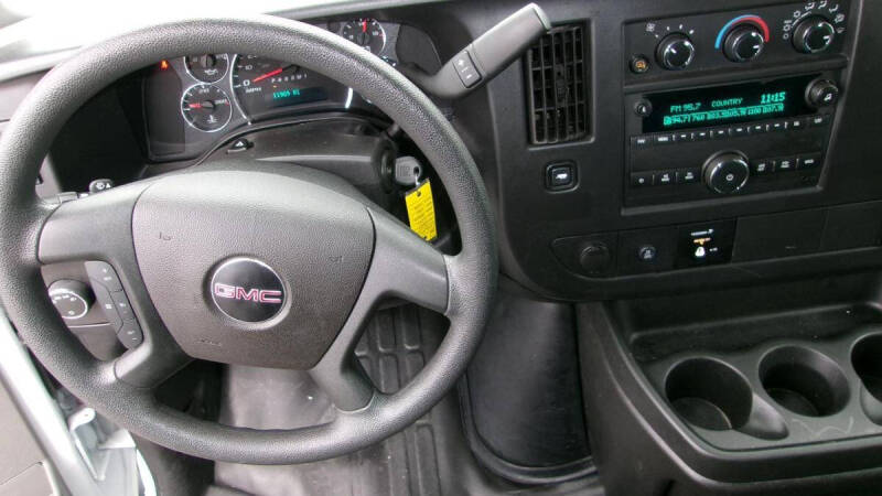 2024 GMC Savana 2500