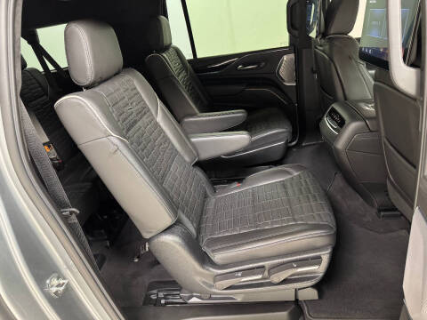 2023 Cadillac Escalade-V ESV